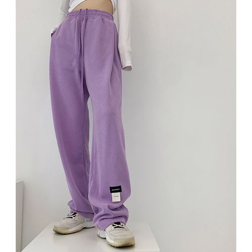 紫色运动裤配什么颜色上衣好看