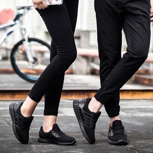 黑色鞋子怎么搭配衣服裤子