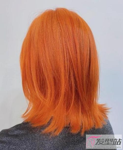 橙色发型图片