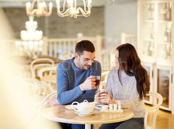 咖啡厅情侣图片