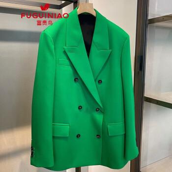 绿色西装外套怎么搭配