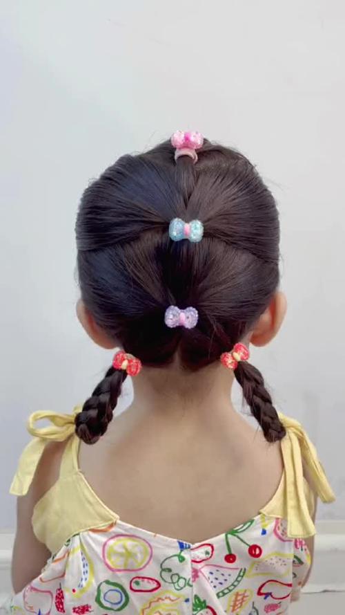 儿童怎样扎头发好看又简单 儿童头发怎么扎好看又简单的方式