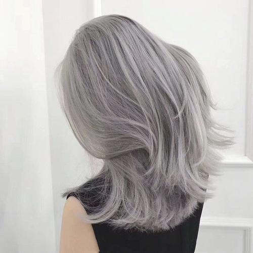 染紫灰色头发