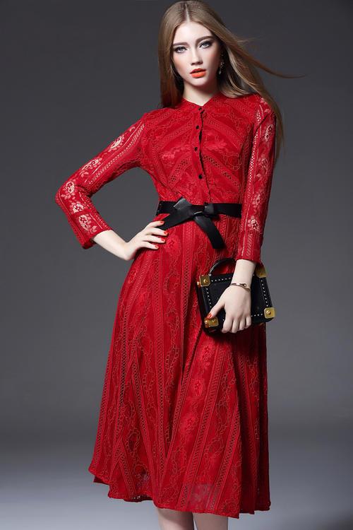冬天红色连衣裙搭配图 冬天红色裙子怎么搭配