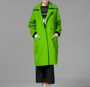 绿色外套搭配什么颜色内搭好看